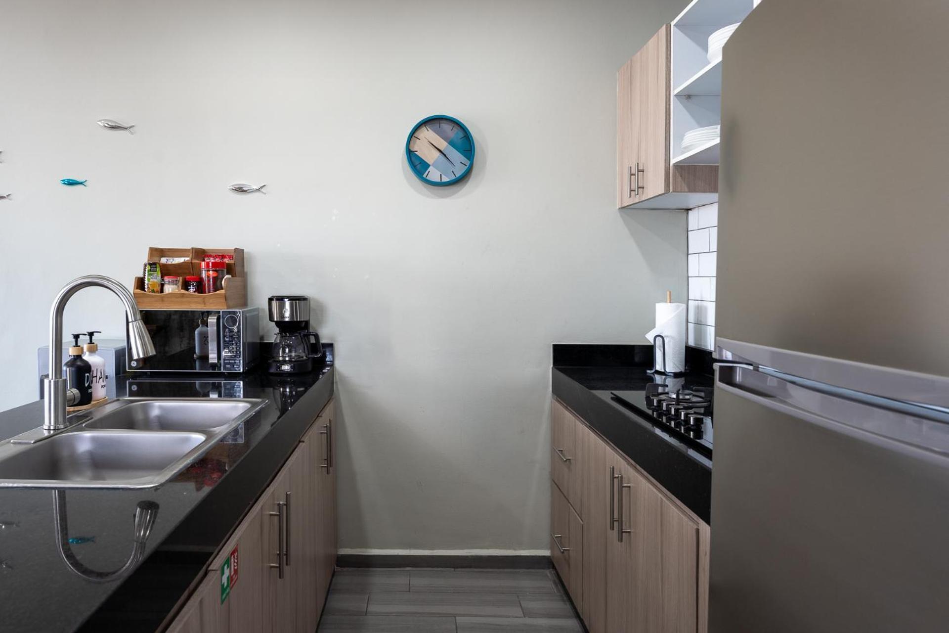 New & Modern, 5 Star Area, Walk 2 Beach, Pool, Views, King Bed Mazatlan Exterior photo
